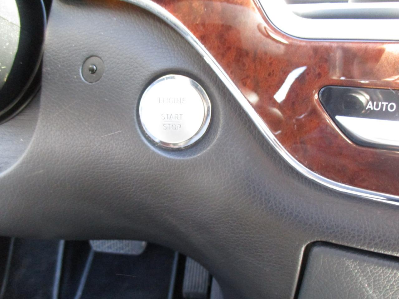 Mercedes-Benz S-Class 4dr Sdn 5.5L V8 RWD 2008