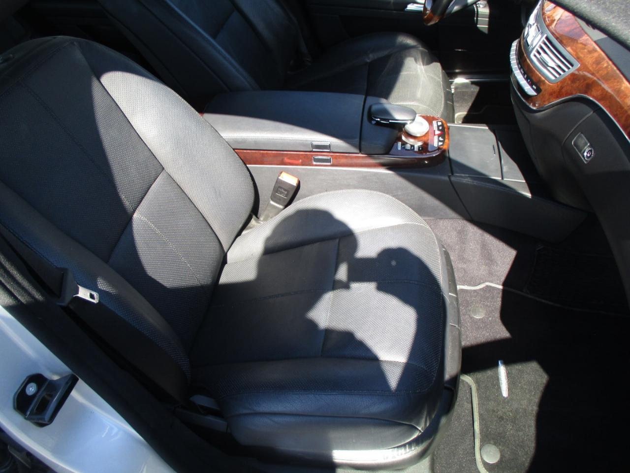 Mercedes-Benz S-Class 4dr Sdn 5.5L V8 RWD 2008