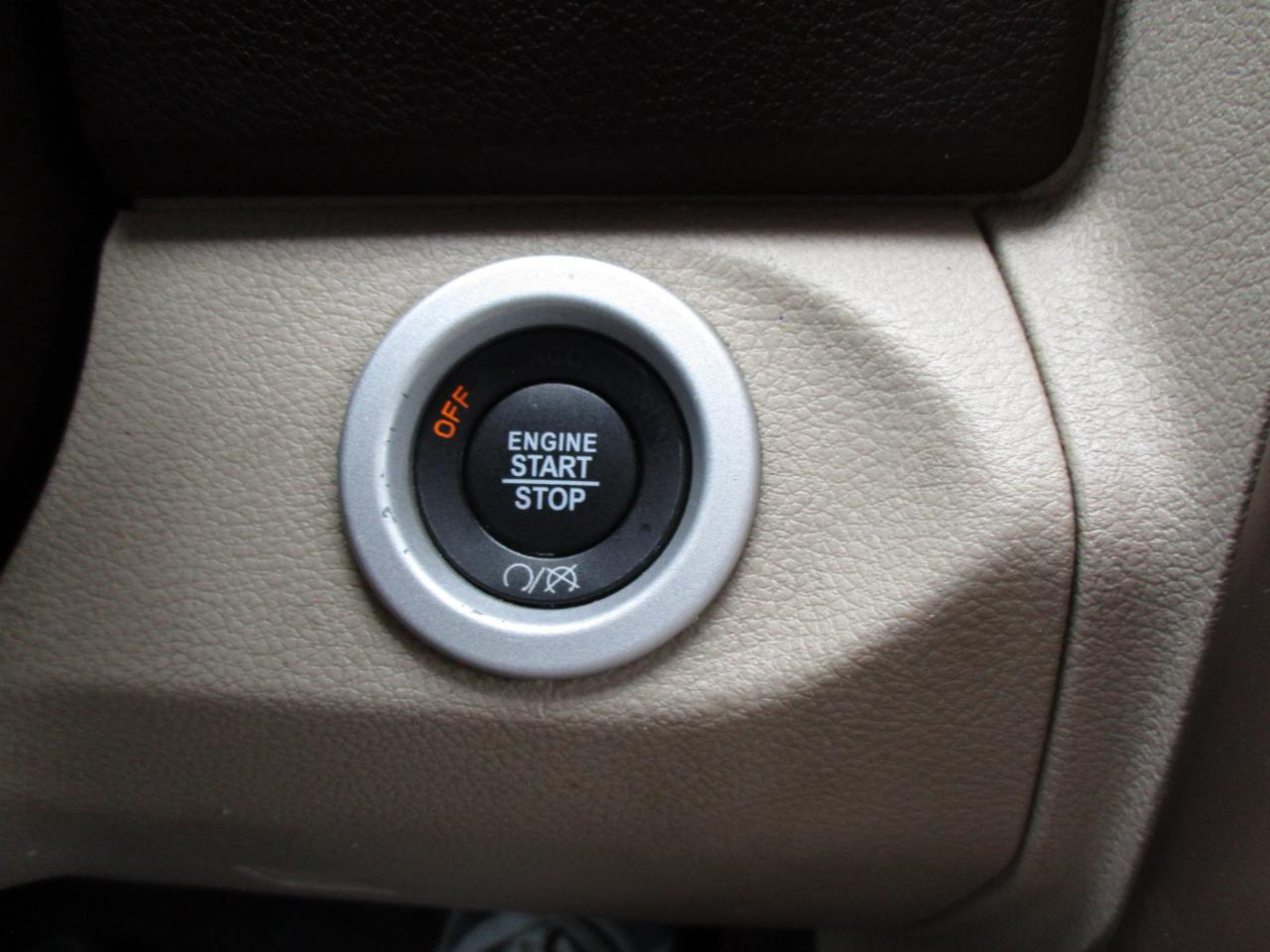 RAM 2500 4WD Mega Cab 160.5" Longhorn 2015
