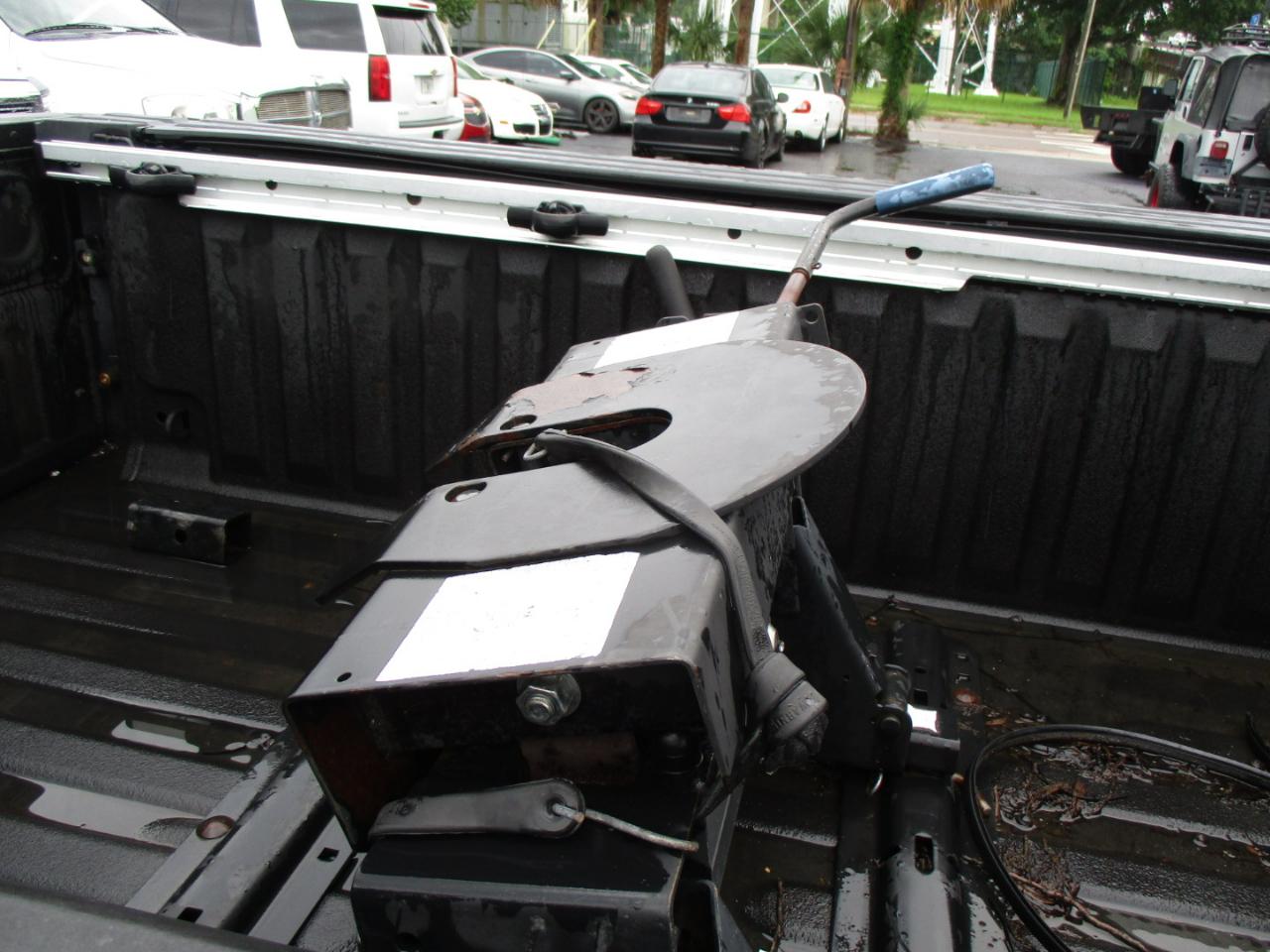 RAM 2500 4WD Mega Cab 160.5" Longhorn 2015