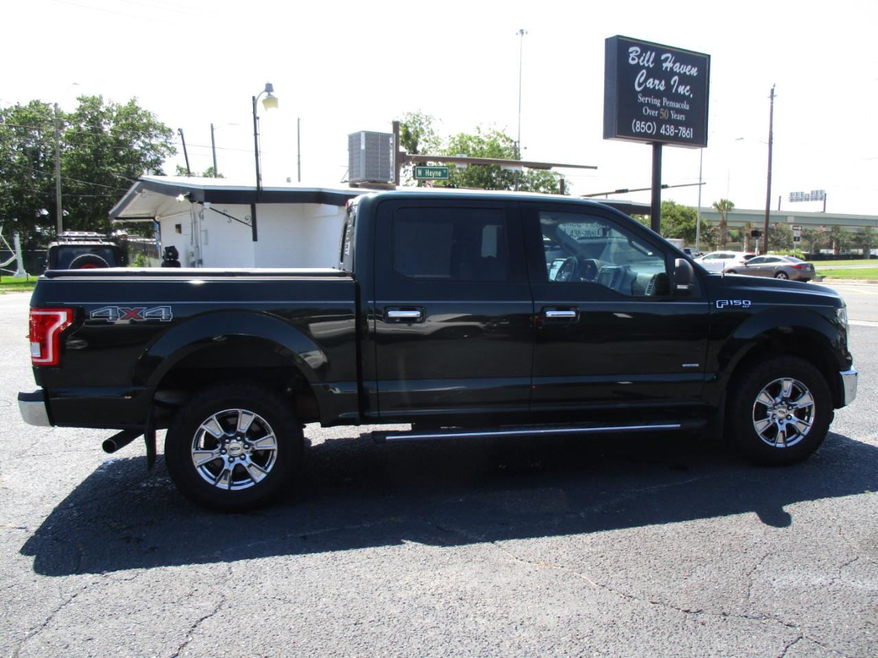 Ford F-150 4WD Reg Cab 145" XLT 2015