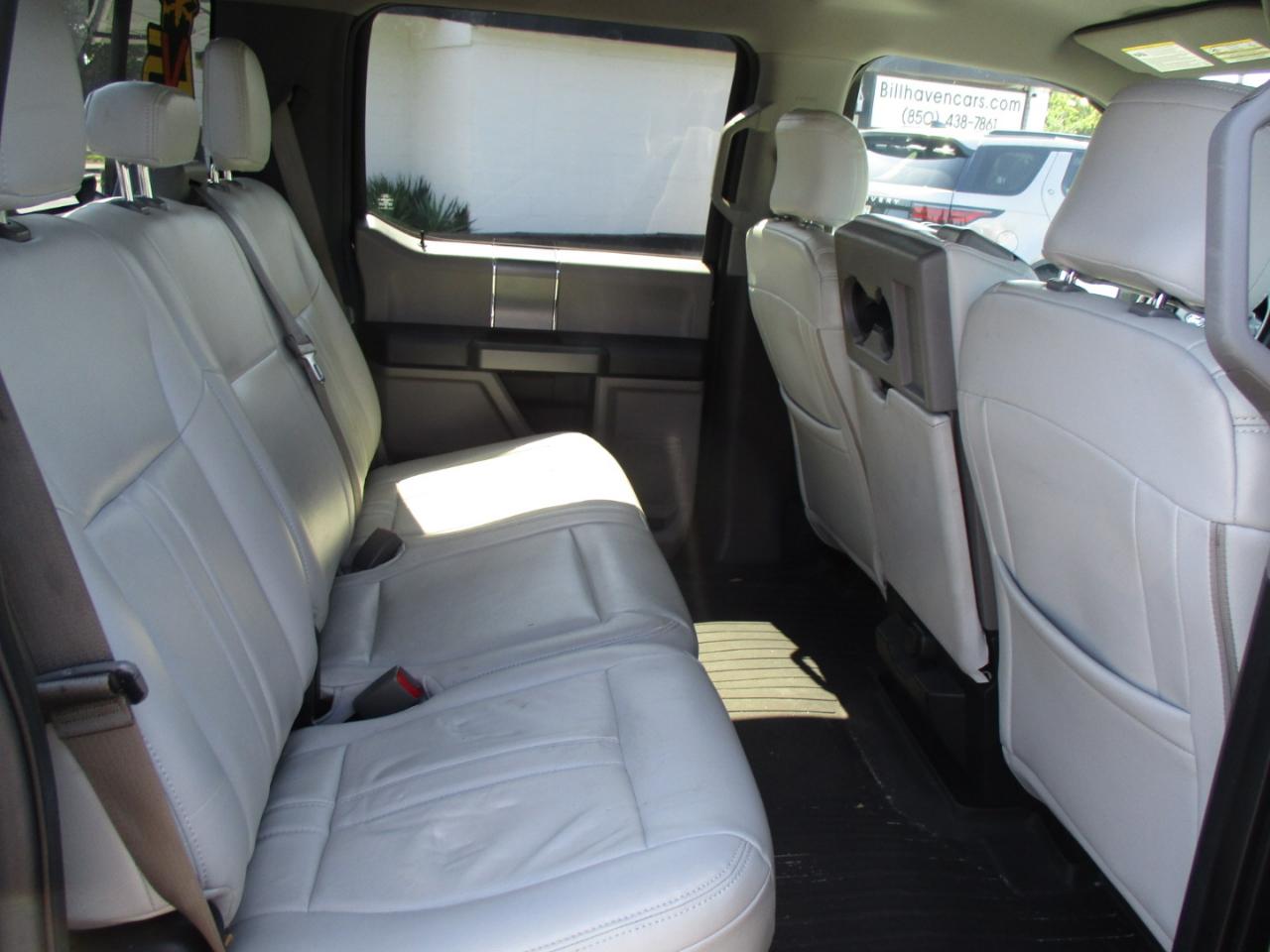 Ford F-150 4WD Reg Cab 145" XLT 2015