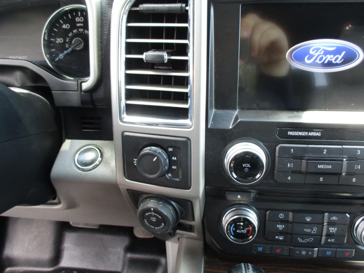 Ford F-150 4WD SuperCrew 145" King Ranch 2016