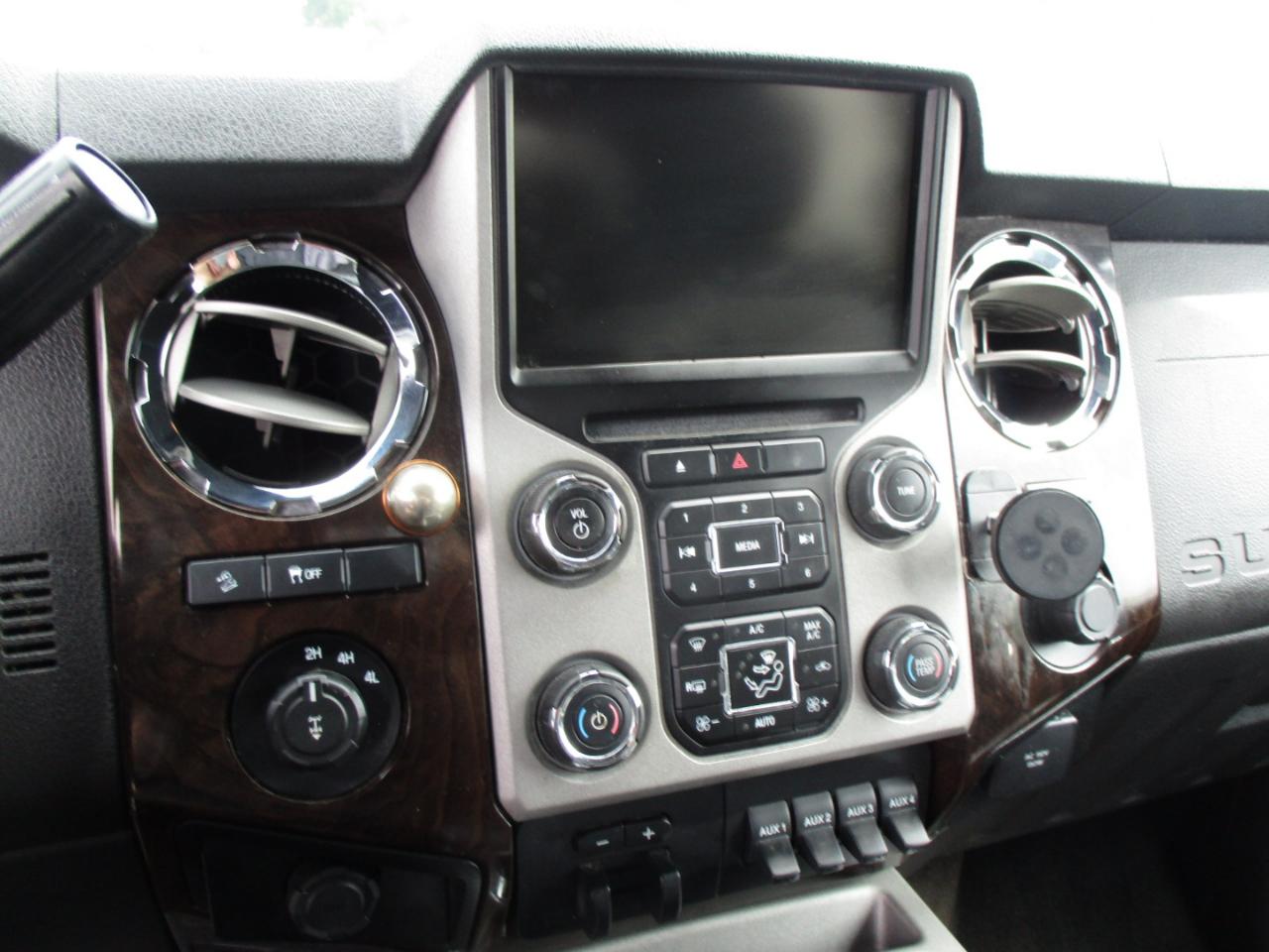 Ford Super Duty F-250 SRW 4WD Crew Cab 156" Platinum 2014