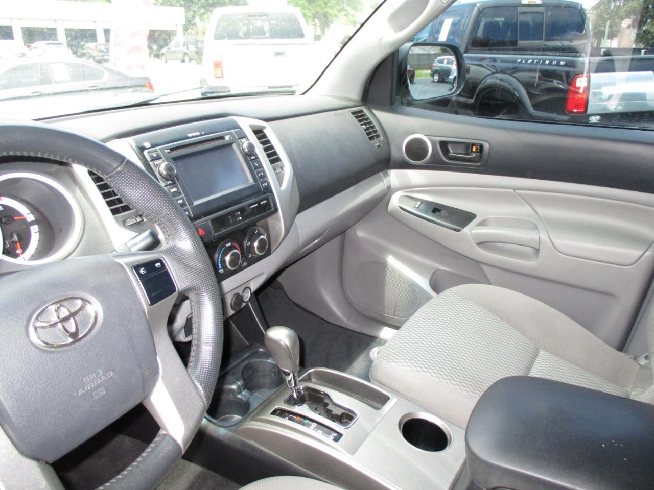 Toyota Tacoma 2WD Double Cab V6 AT PreRunner (Natl) 2013