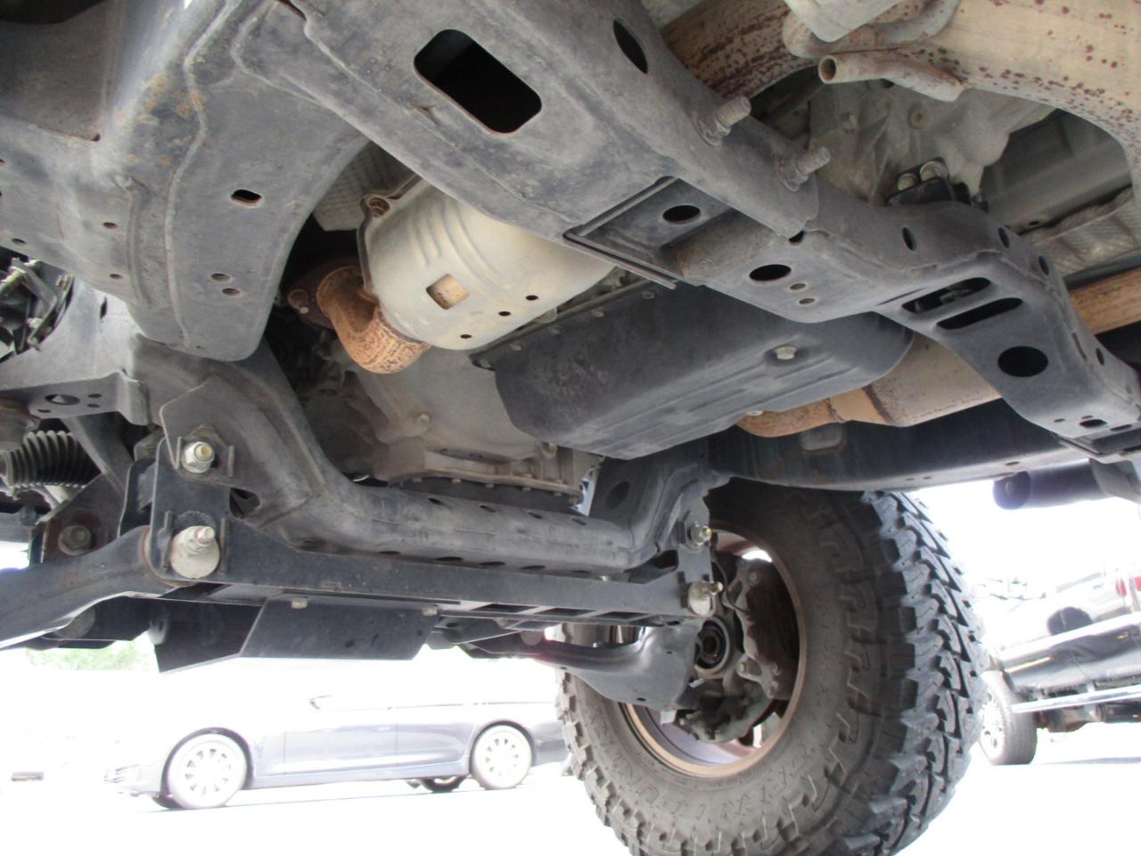 Toyota Tacoma 2WD Double Cab V6 AT PreRunner (Natl) 2013