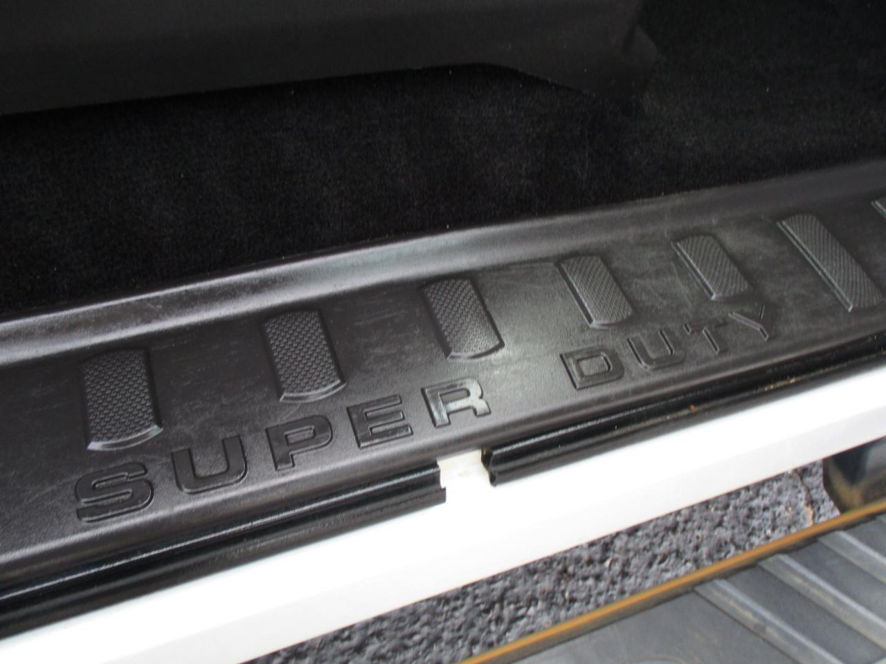 Ford Super Duty F-250 SRW 4WD Crew Cab 156" King Ranch 2011