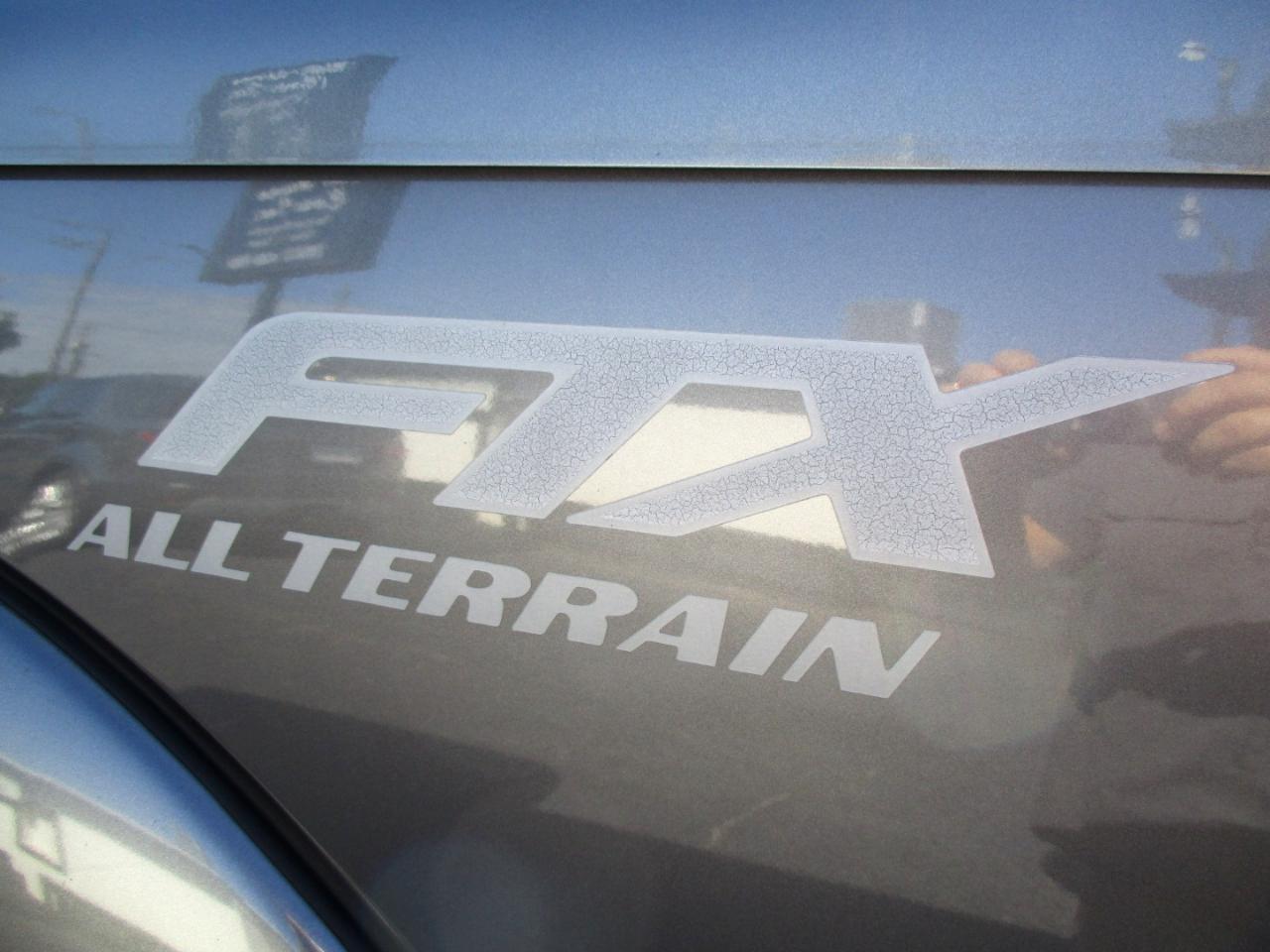 Ford F-150 4WD SuperCrew 145" Platinum 2014