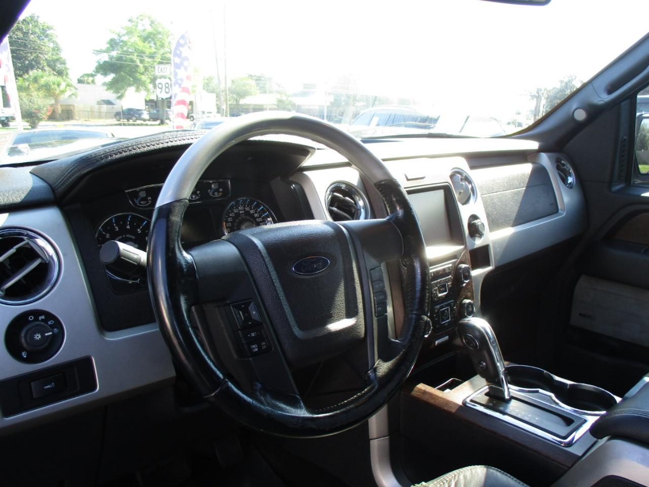 Ford F-150 4WD SuperCrew 145" Platinum 2014