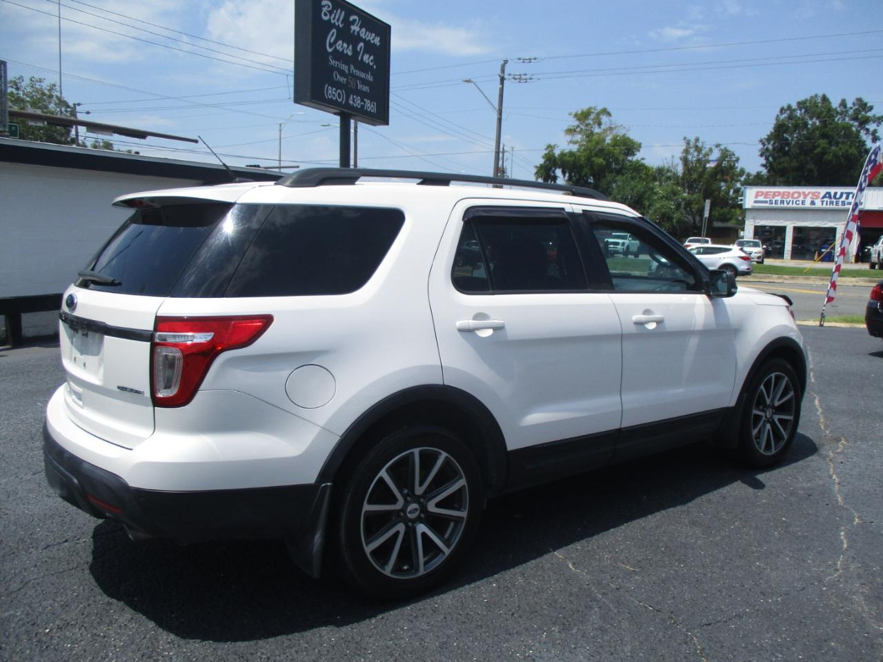 Ford Explorer FWD 4dr XLT 2015