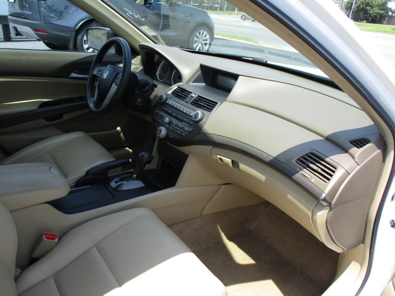 Honda Accord Sdn 4dr I4 Auto LX-P 2009