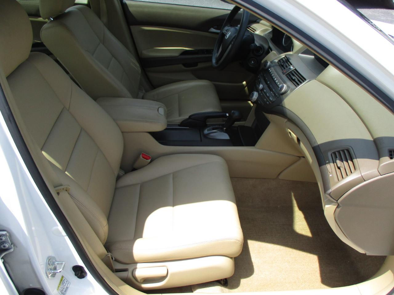 Honda Accord Sdn 4dr I4 Auto LX-P 2009