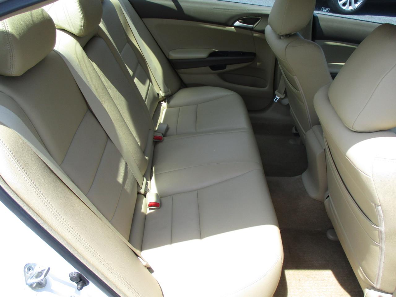 Honda Accord Sdn 4dr I4 Auto LX-P 2009