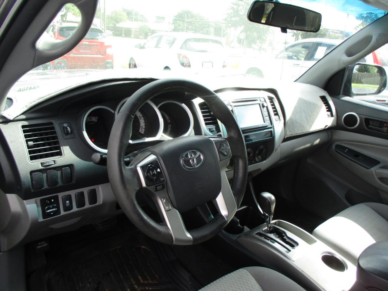 Toyota Tacoma 2WD Double Cab I4 AT PreRunner (Natl) 2015