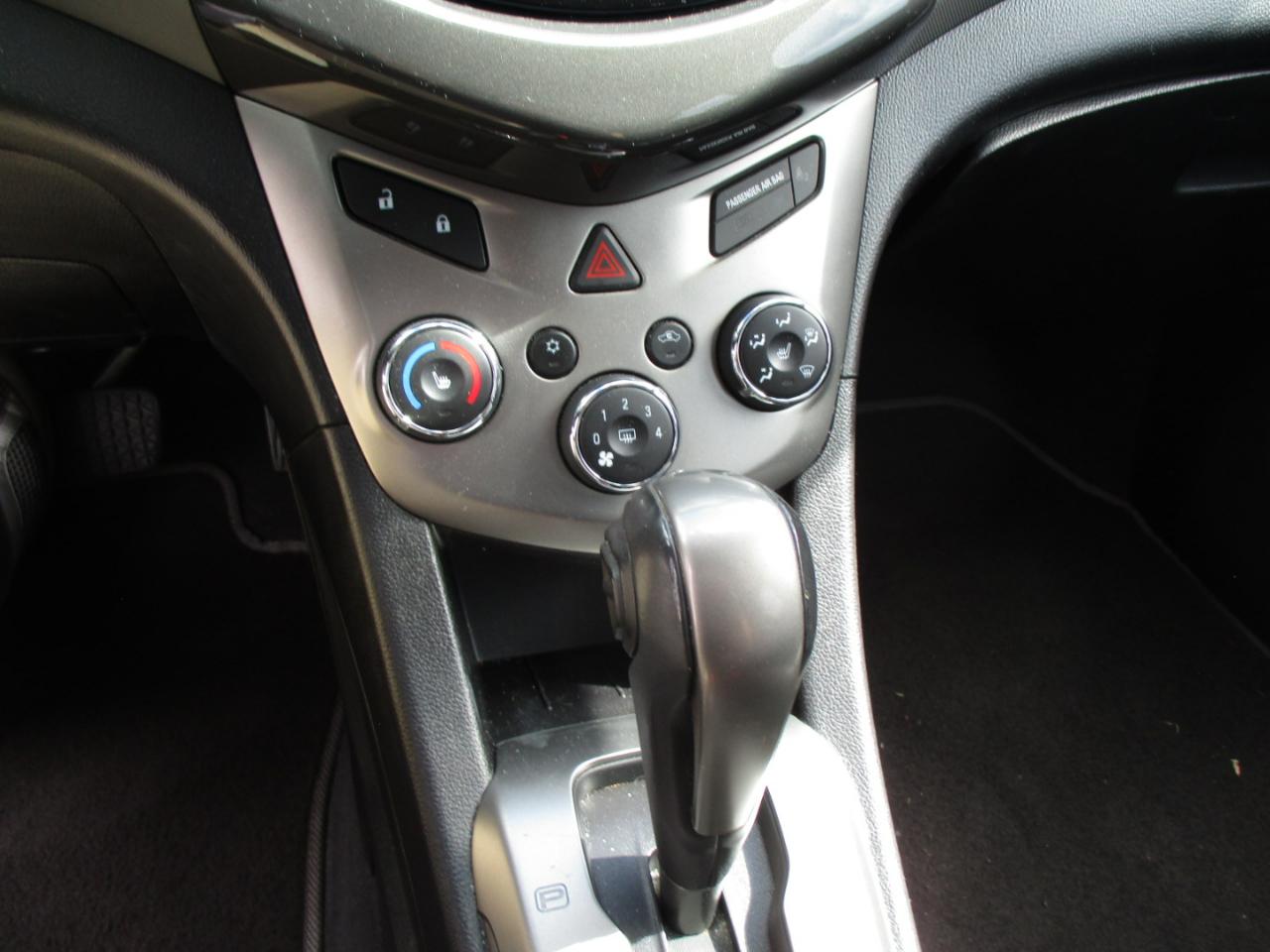 Chevrolet Sonic 5dr HB Auto LTZ 2015
