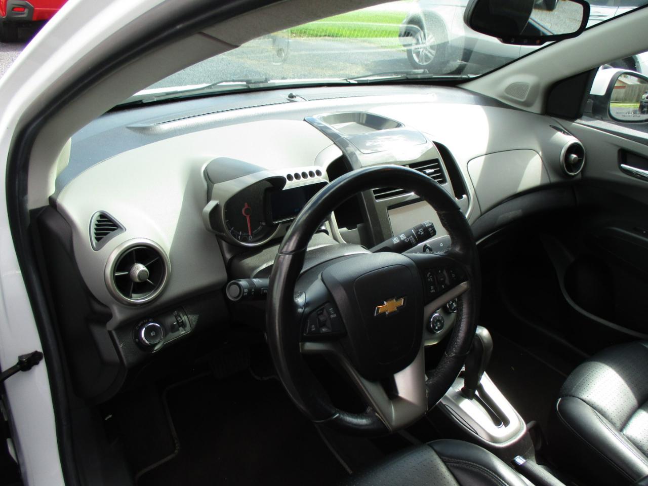 Chevrolet Sonic 5dr HB Auto LTZ 2015