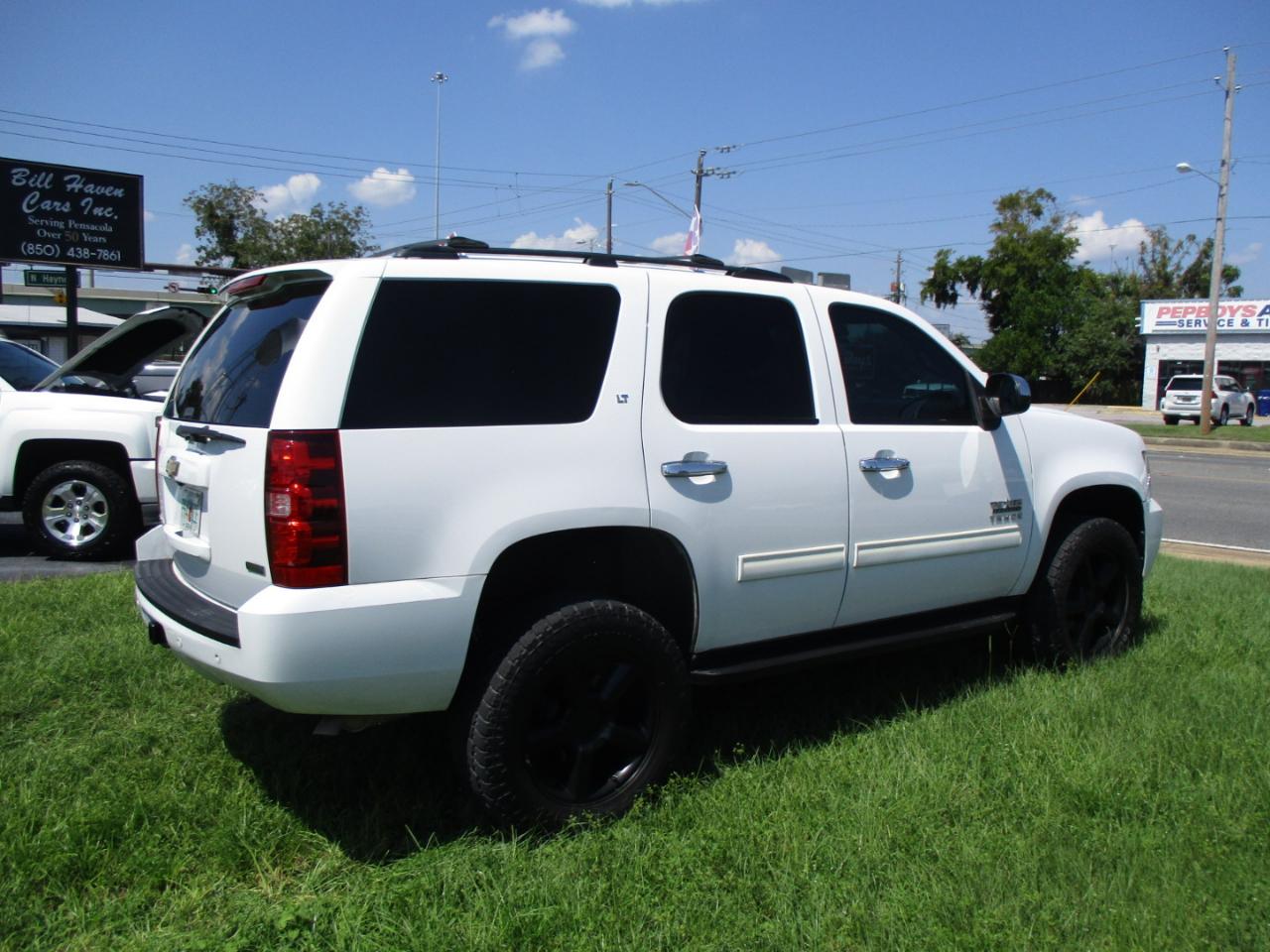 Chevrolet Tahoe 2WD 4dr 1500 LT 2012