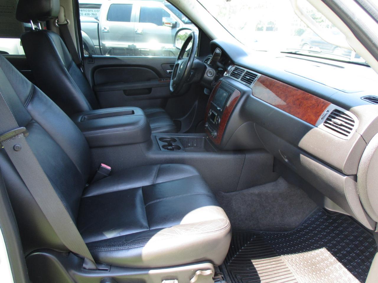 Chevrolet Tahoe 2WD 4dr 1500 LT 2012
