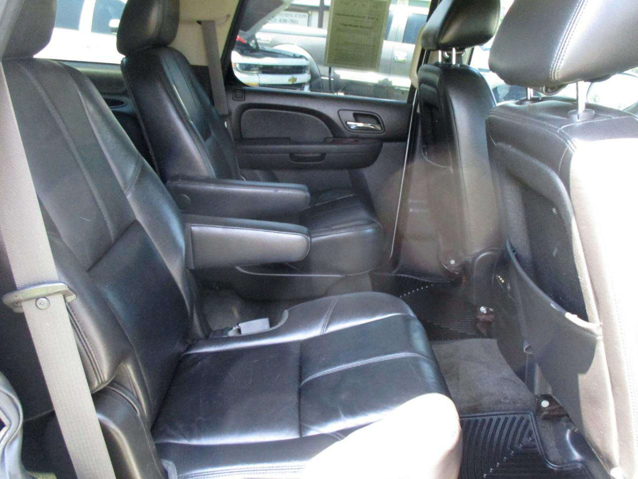 Chevrolet Tahoe 2WD 4dr 1500 LT 2012