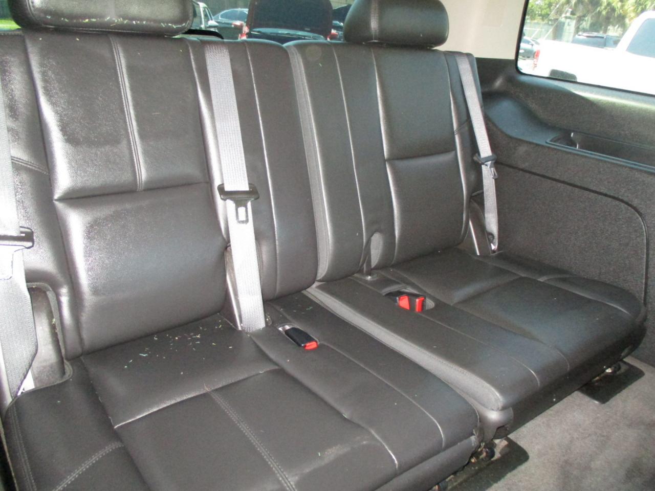 Chevrolet Tahoe 2WD 4dr 1500 LT 2012