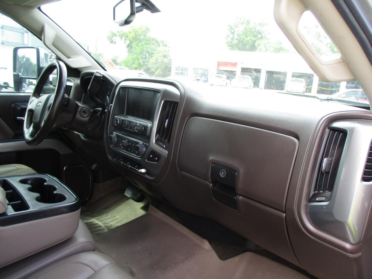 Chevrolet Silverado 2500HD 4WD Crew Cab 153.7" LTZ 2017