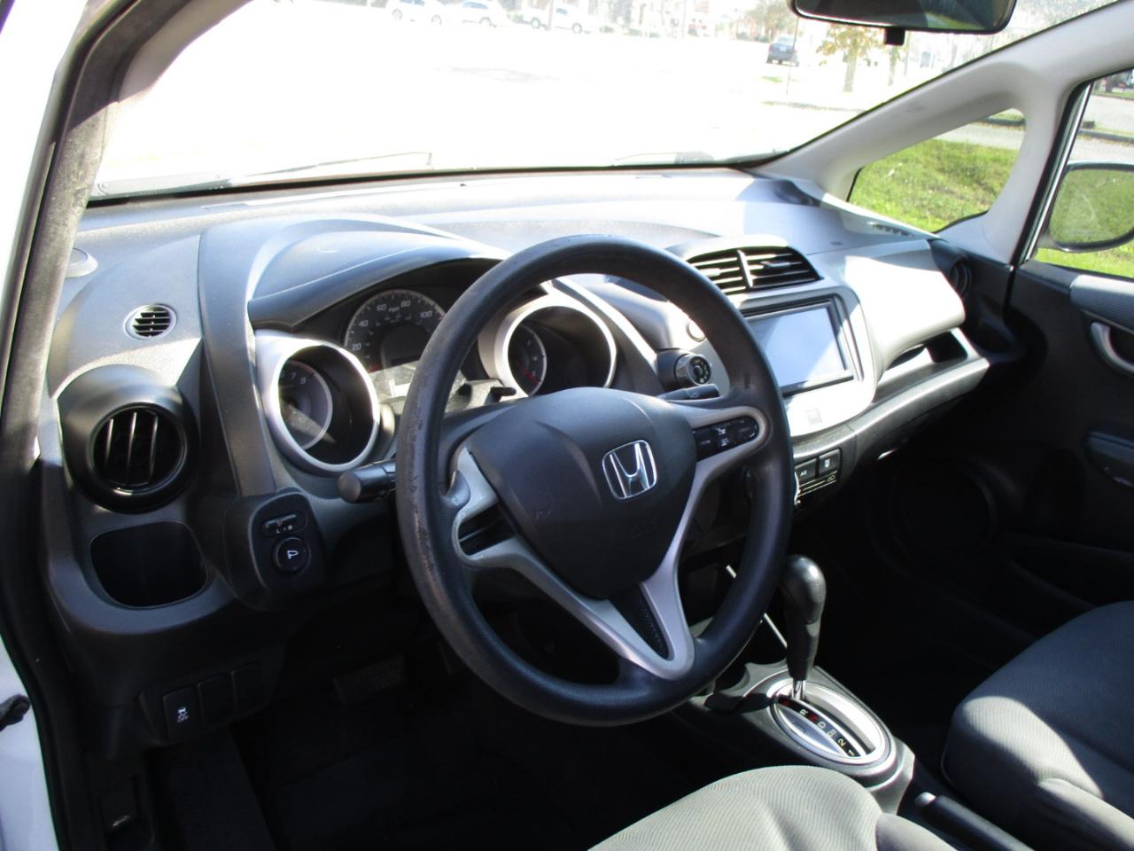 Honda Fit 5dr HB Auto 2013