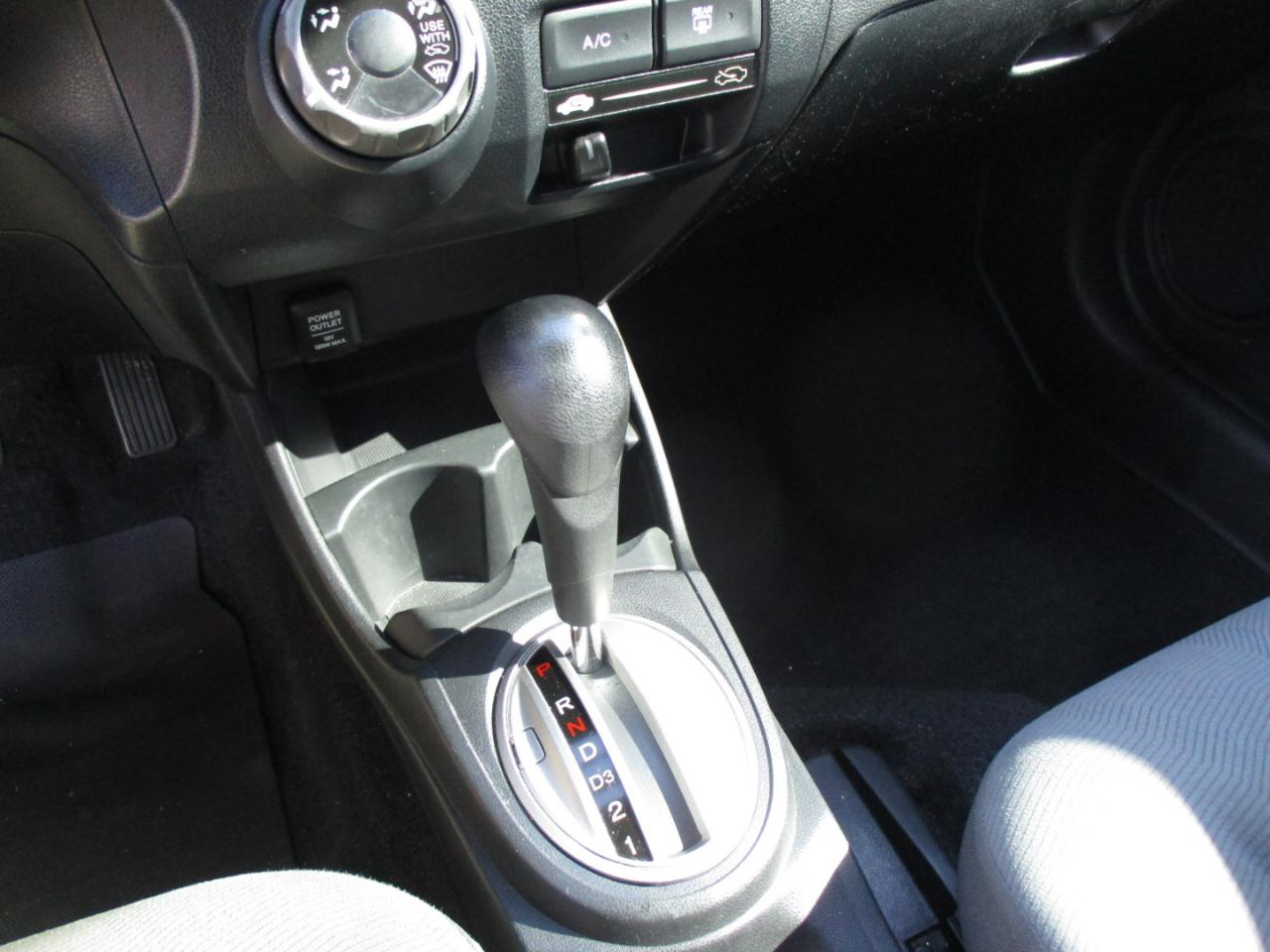 Honda Fit 5dr HB Auto 2013