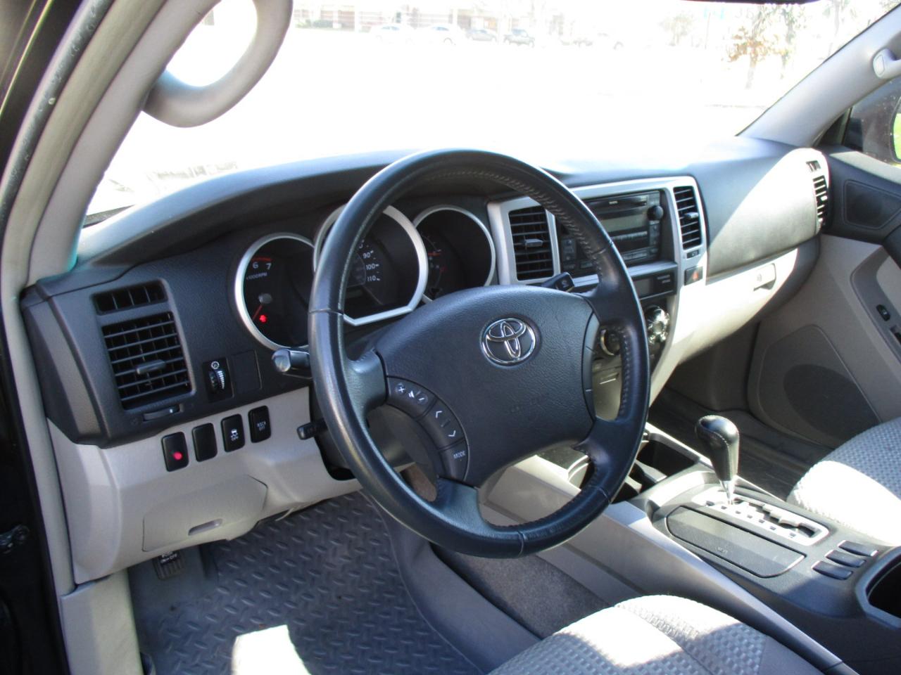 Toyota 4Runner RWD 4dr V6 Sport (Natl) 2008