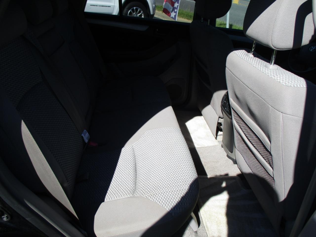 Toyota 4Runner RWD 4dr V6 Sport (Natl) 2008
