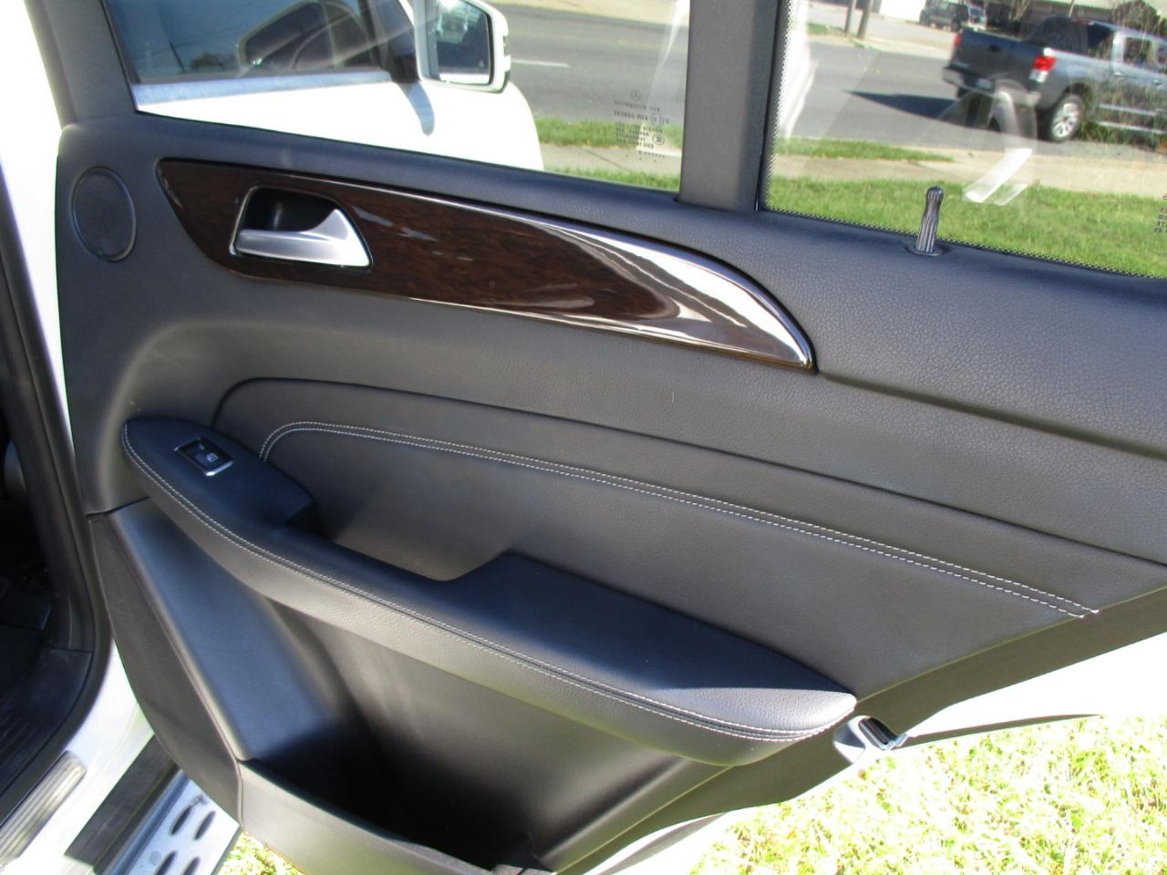Mercedes-Benz M-Class 4MATIC 4dr ML 350 2013