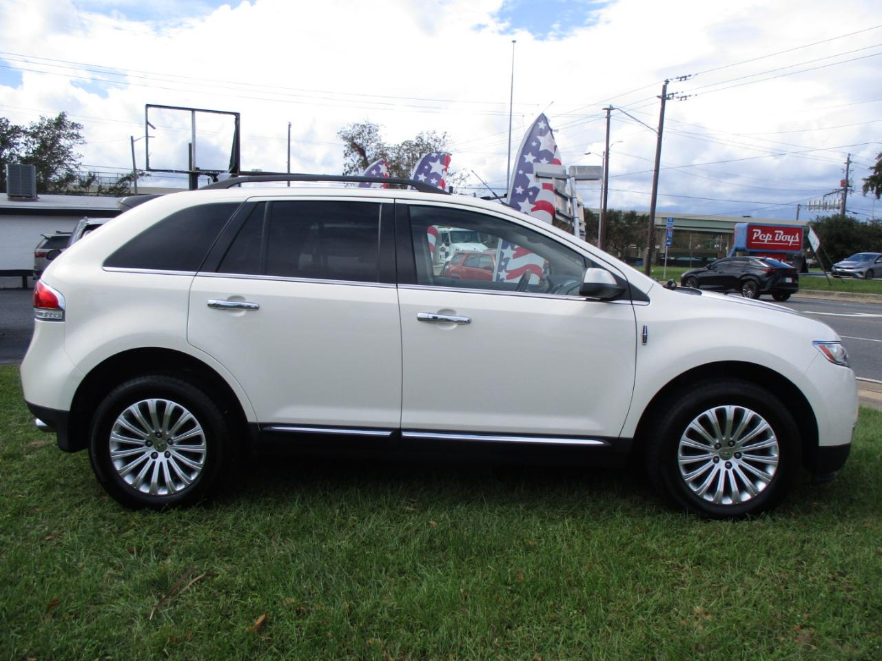 Lincoln MKX FWD 4dr 2012