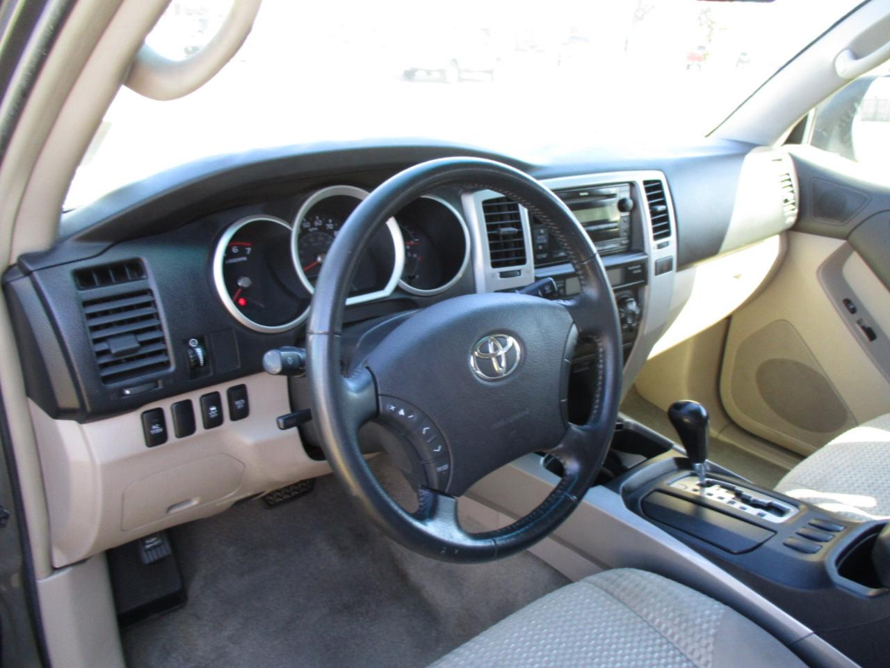 Toyota 4Runner 2WD 4dr V6 SR5 (Natl) 2008