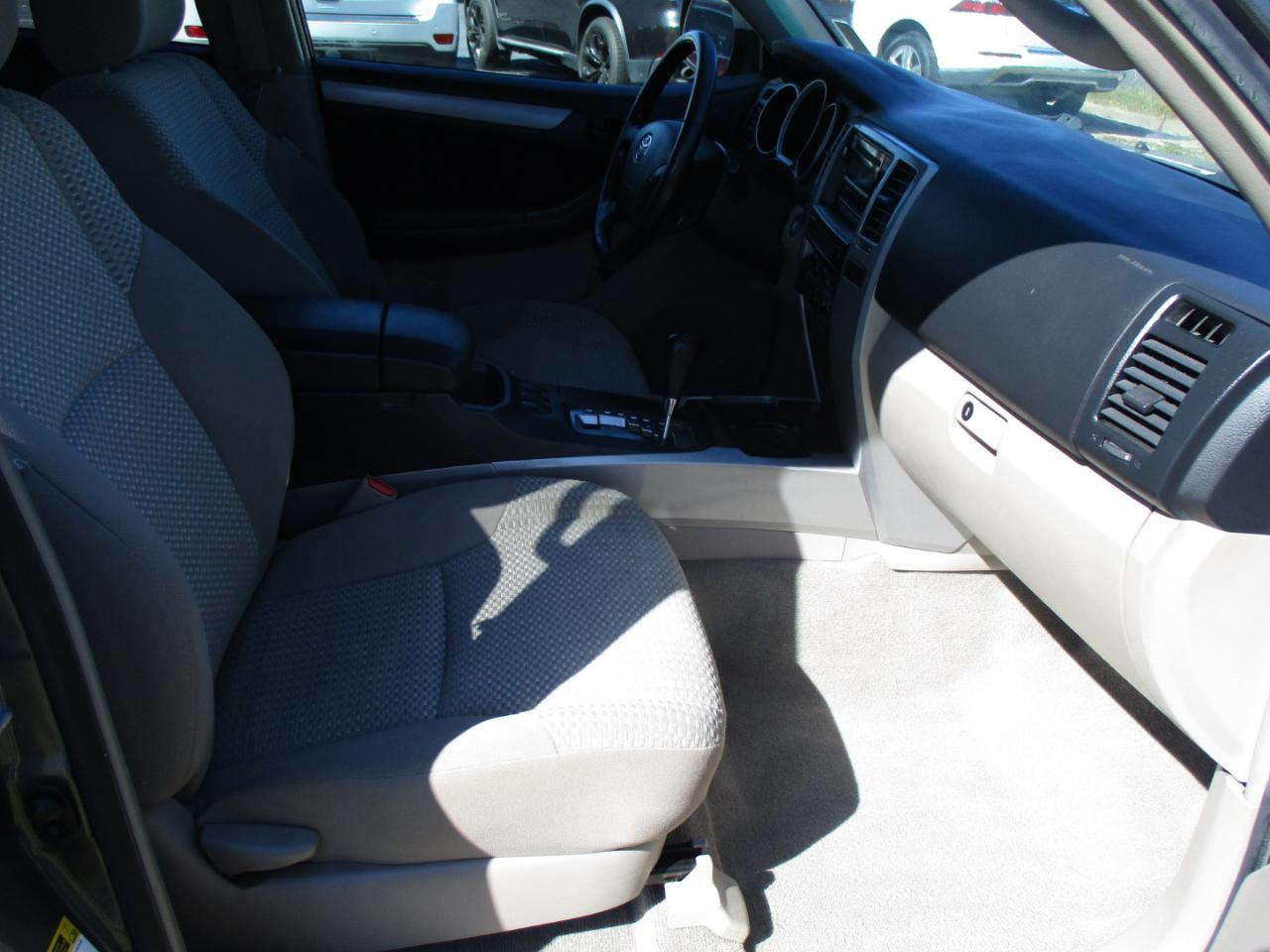 Toyota 4Runner 2WD 4dr V6 SR5 (Natl) 2008
