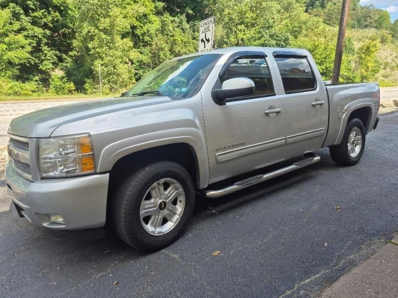 Chevrolet Silverado 1500 LT1 Crew Cab 4WD 2010