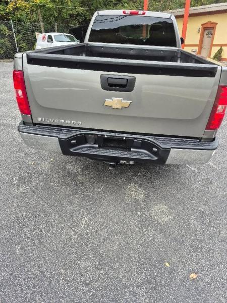 Chevrolet Silverado 1500 Work Truck Ext. Cab Long Box 4WD 2009