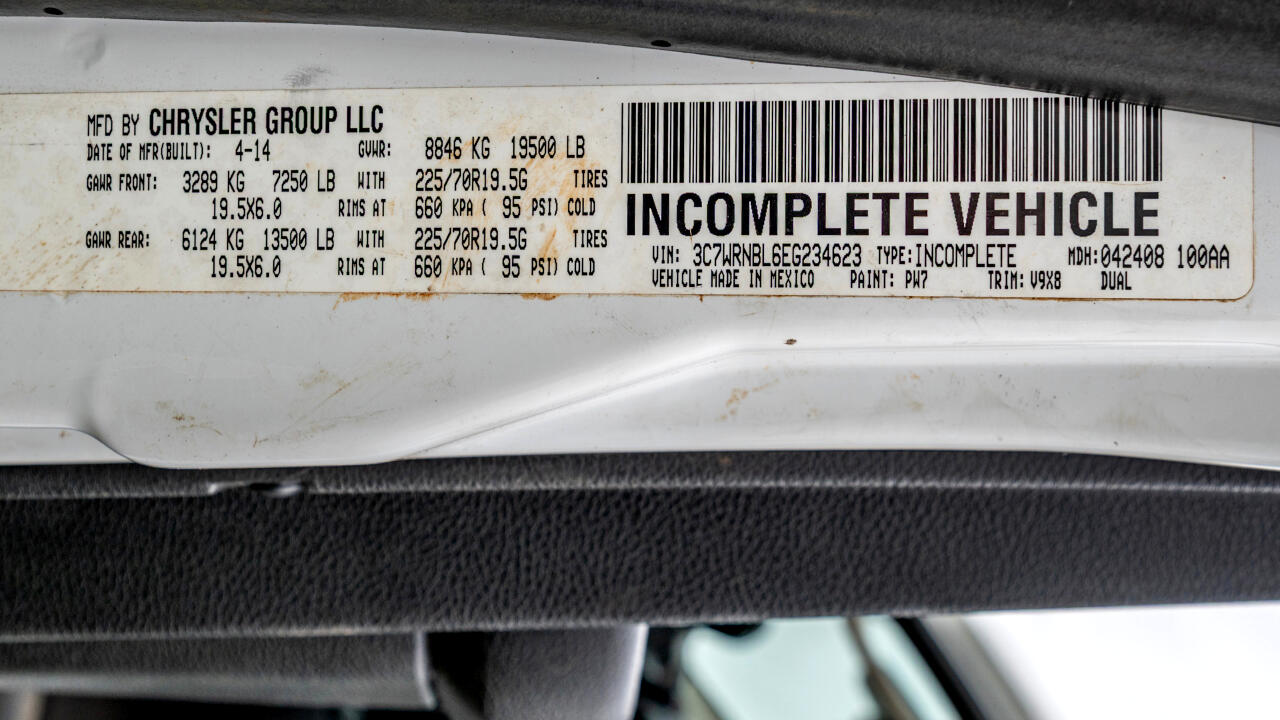 RAM 5500 Regular Cab 4WD 2014 RAM 5500 Regular Cab 4WD 2014