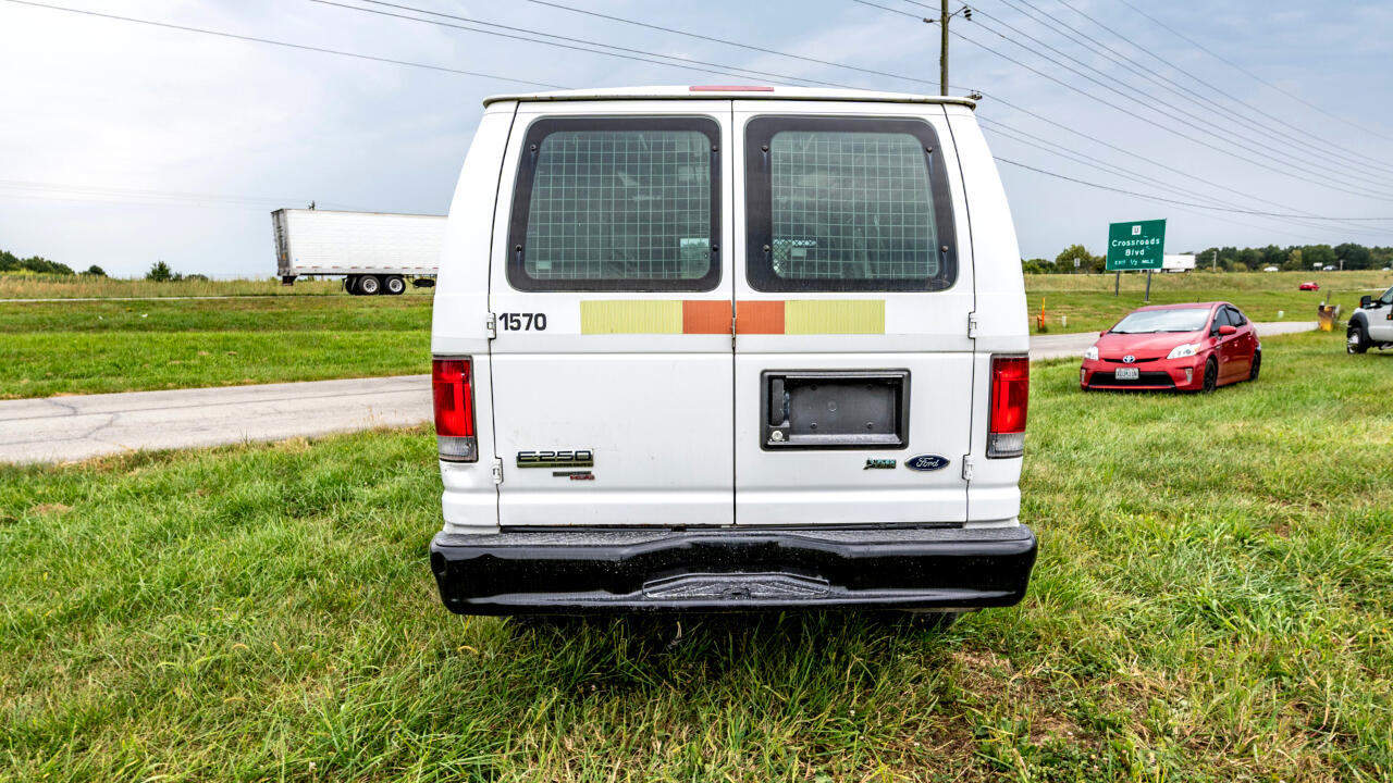 Ford Econoline E-250 2012 Ford Econoline E-250 2012