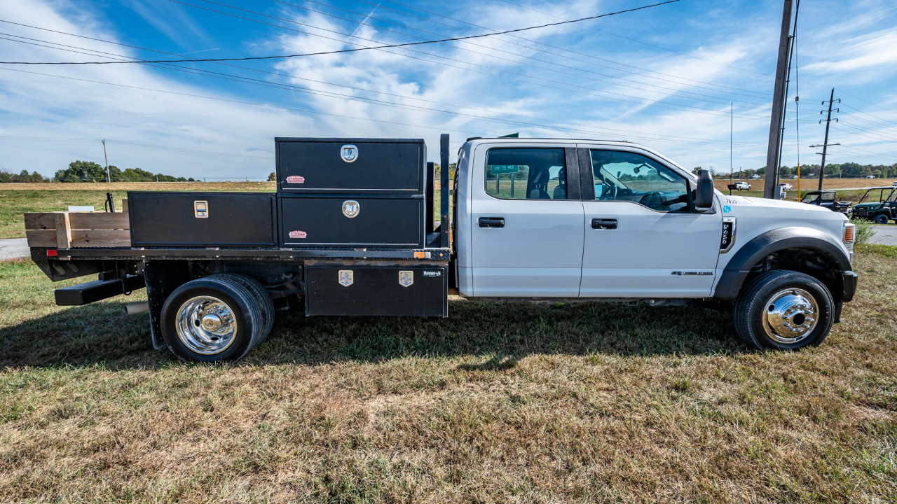 Ford F-450 SD Crew Cab DRW 4WD 2021 Ford F-450 SD Crew Cab DRW 4WD 2021