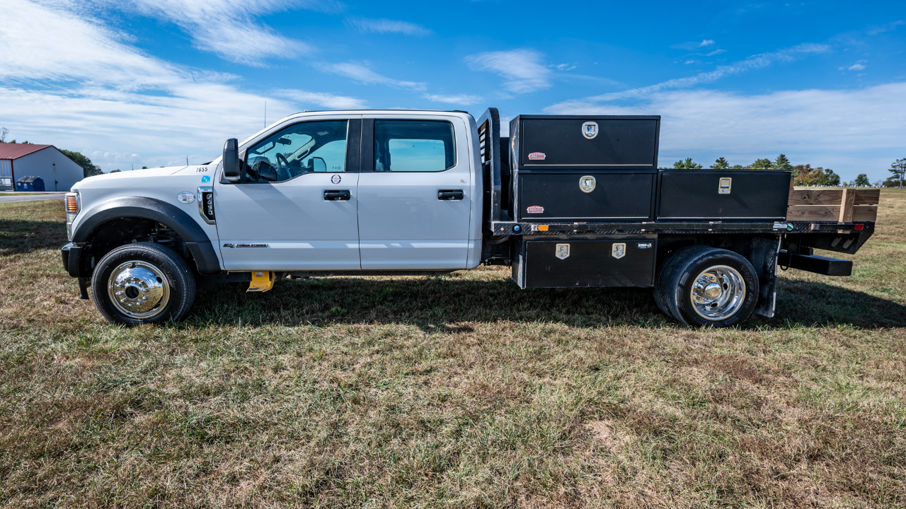 Ford F-450 SD Crew Cab DRW 4WD 2021 Ford F-450 SD Crew Cab DRW 4WD 2021