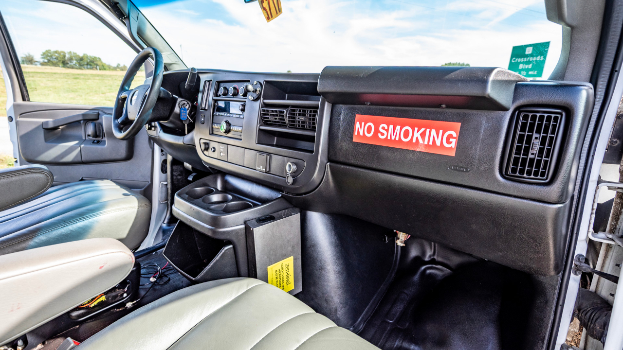 Chevrolet Express LS 3500 Extended 2016 Chevrolet Express LS 3500 Extended 2016