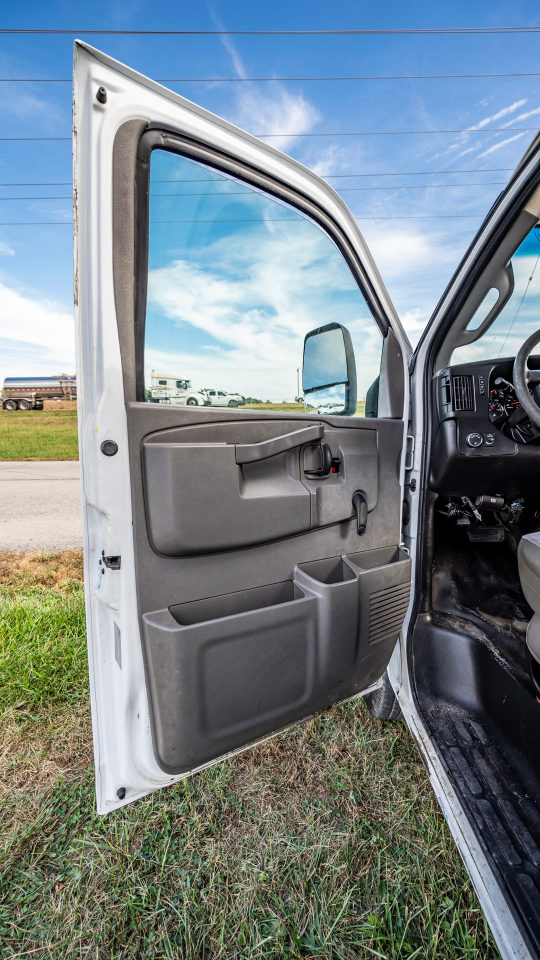 Chevrolet Express G3500 139" 2017 Chevrolet Express G3500 139" 2017