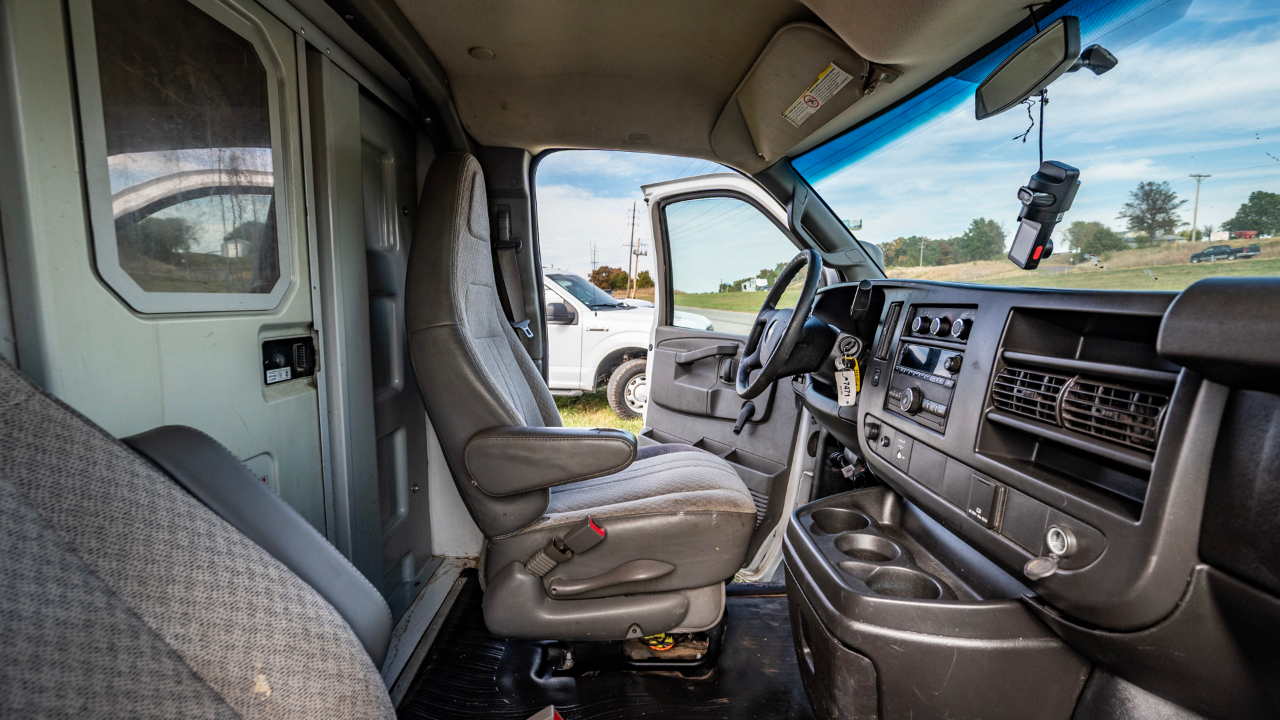 Chevrolet Express G3500 139" 2017 Chevrolet Express G3500 139" 2017