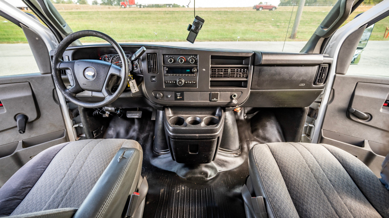 Chevrolet Express G3500 139" 2017 Chevrolet Express G3500 139" 2017