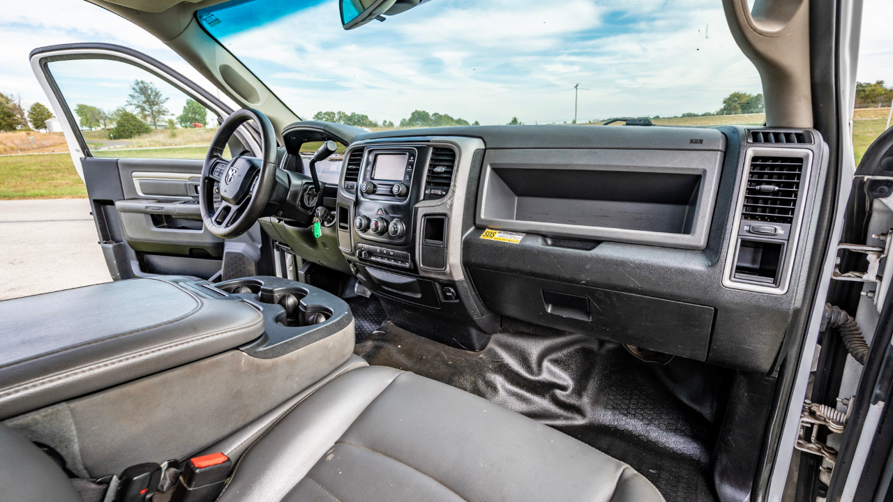 RAM 4500 Regular Cab 2WD DRW 2015 RAM 4500 Regular Cab 2WD DRW 2015