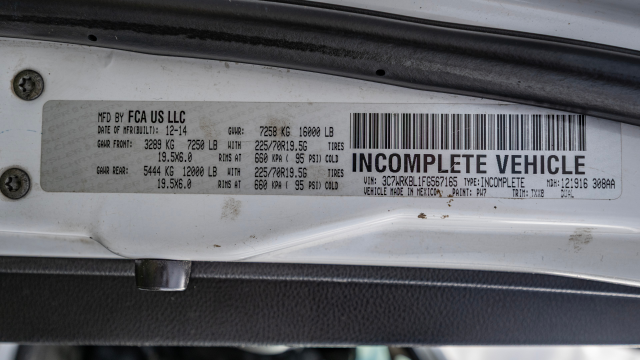 RAM 4500 Regular Cab 2WD DRW 2015 RAM 4500 Regular Cab 2WD DRW 2015