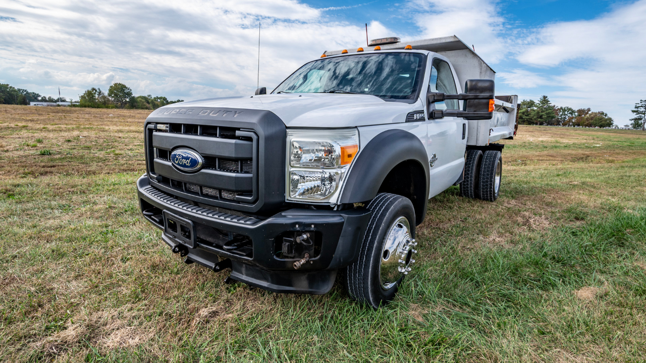 Ford F-550 Regular Cab DRW 4WD 2012 Ford F-550 Regular Cab DRW 4WD 2012