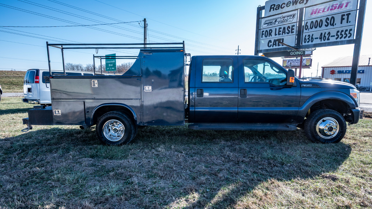 Ford F-350 SD XLT Crew Cab Long Bed DRW 4WD 2015