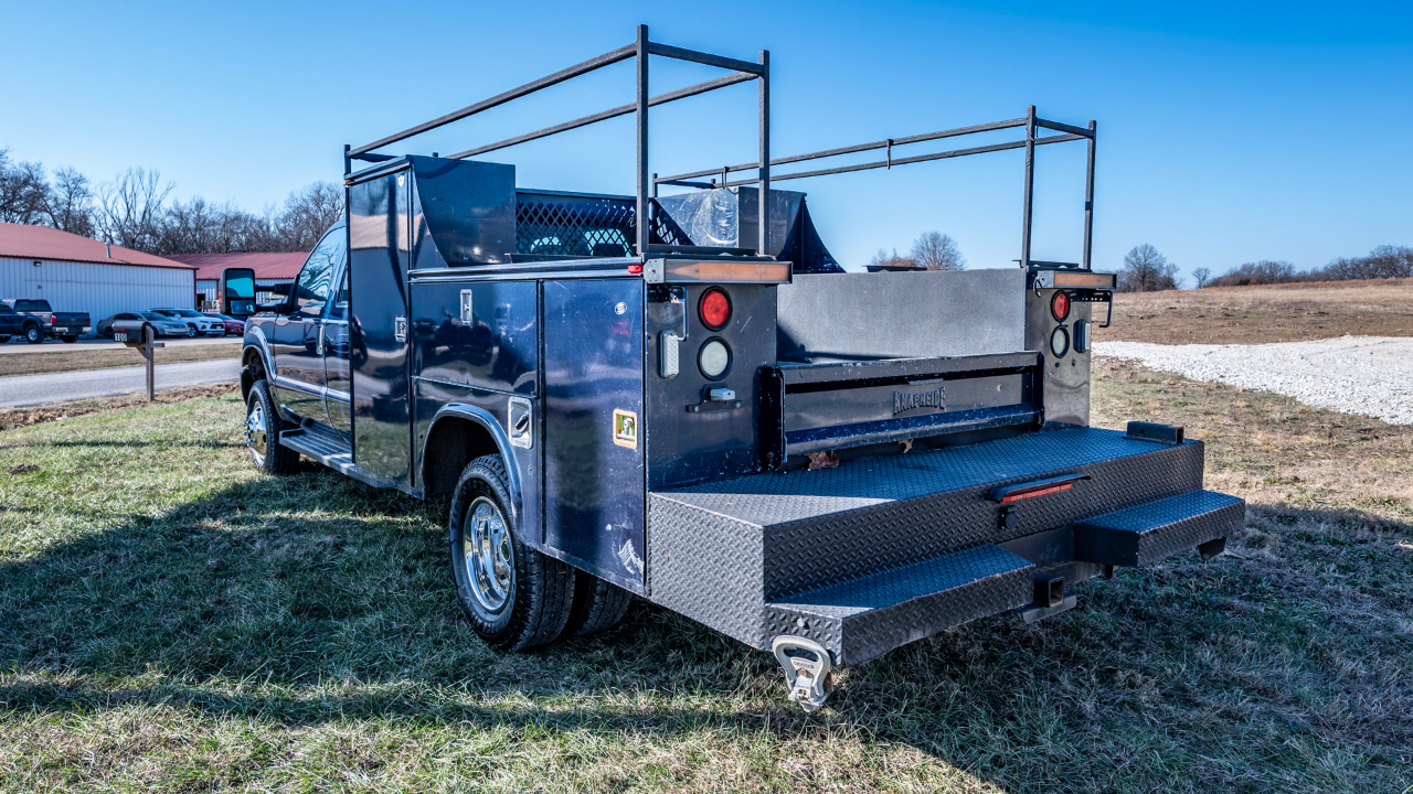 Ford F-350 SD XLT Crew Cab Long Bed DRW 4WD 2015