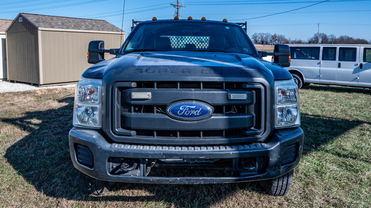 Ford F-350 SD XLT Crew Cab Long Bed DRW 4WD 2015