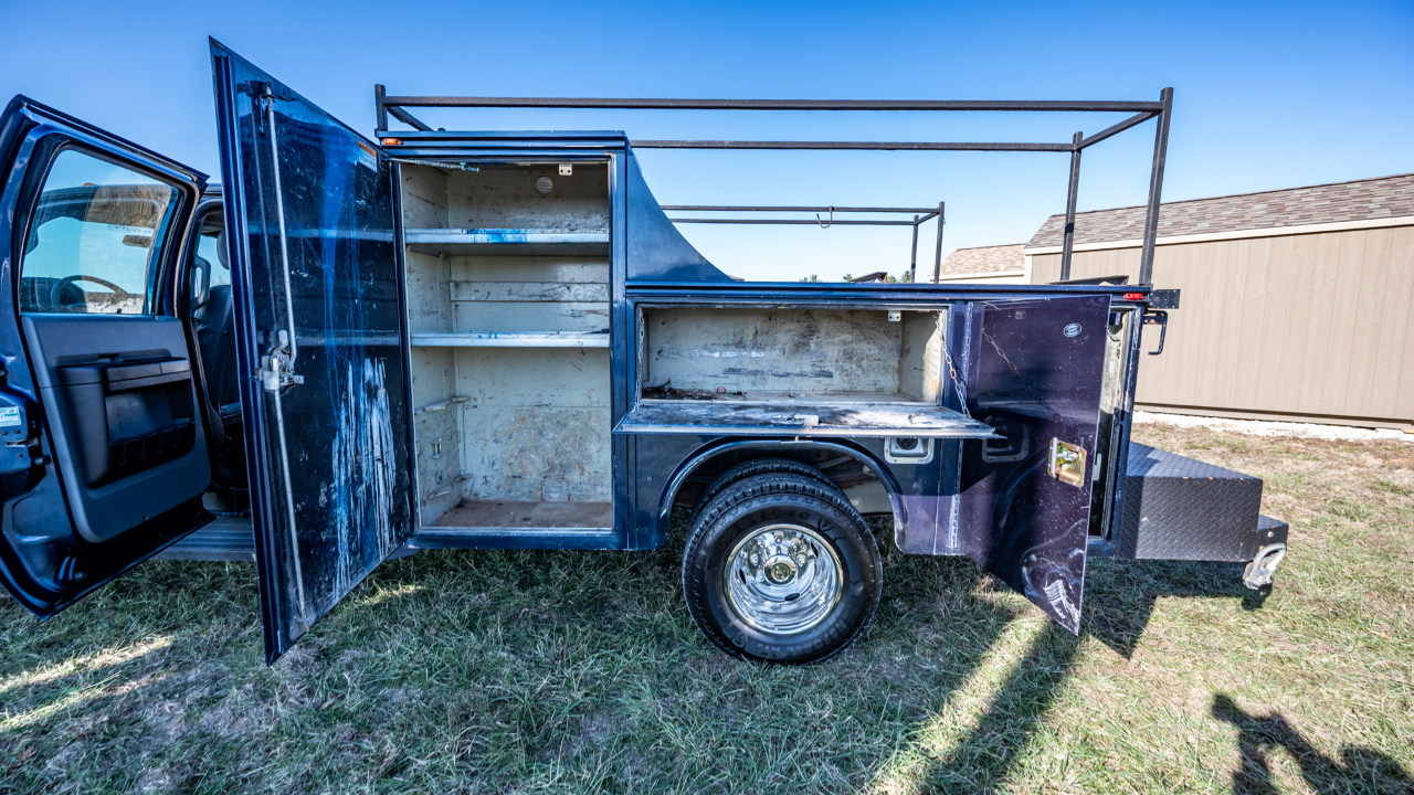 Ford F-350 SD XLT Crew Cab Long Bed DRW 4WD 2015